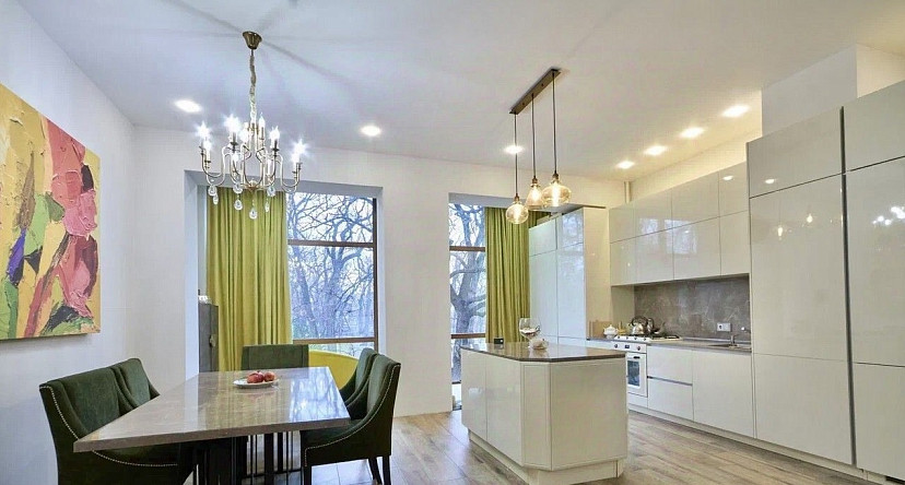 Квартиру у горпарка в Саратове оценили в 42 миллиона рублей